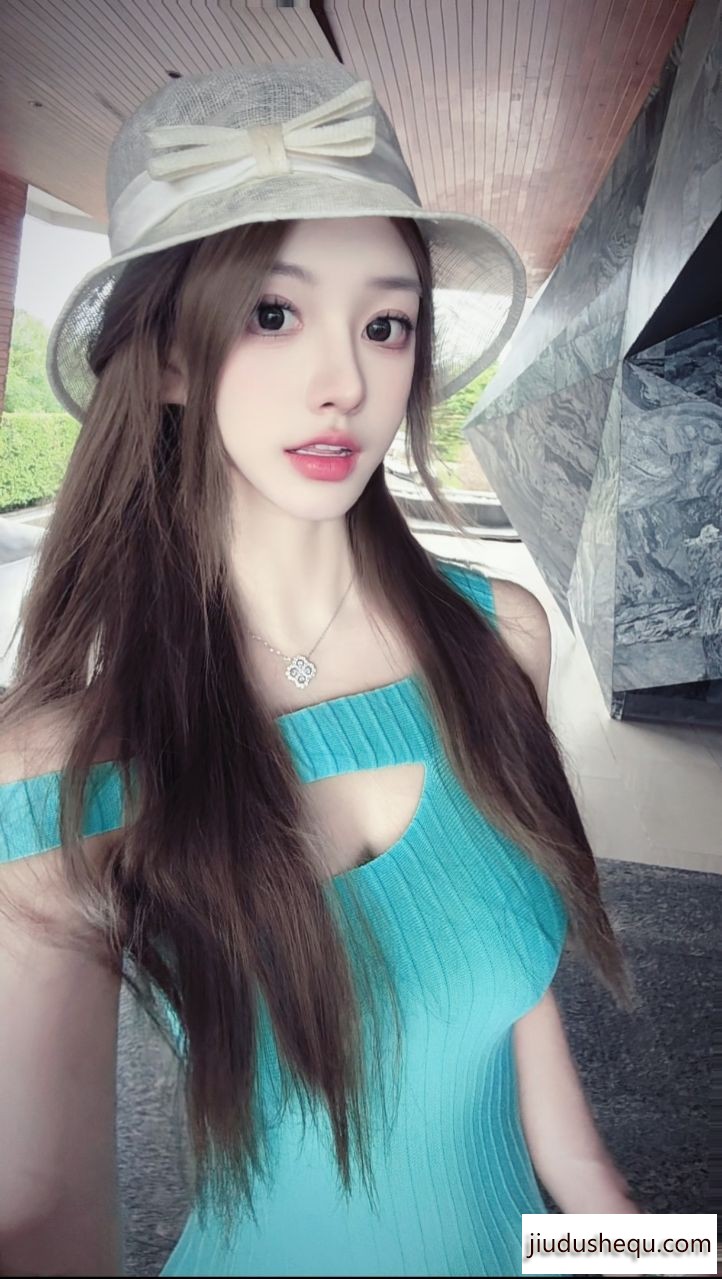892.jpg